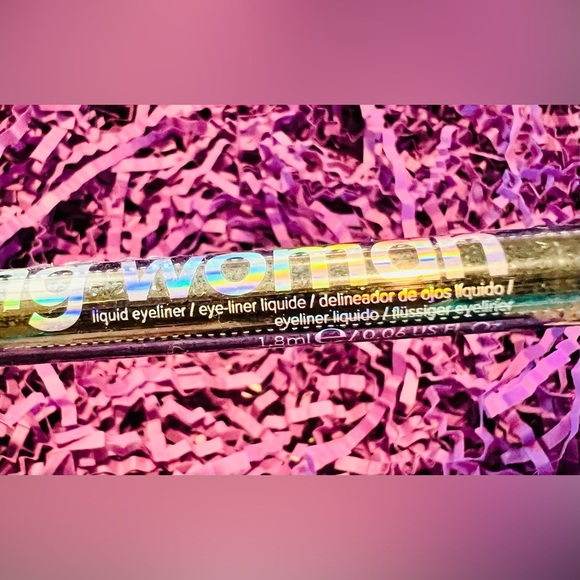 Lottie London Wing Woman Liquid Eyeliner - Picture 11 of 12